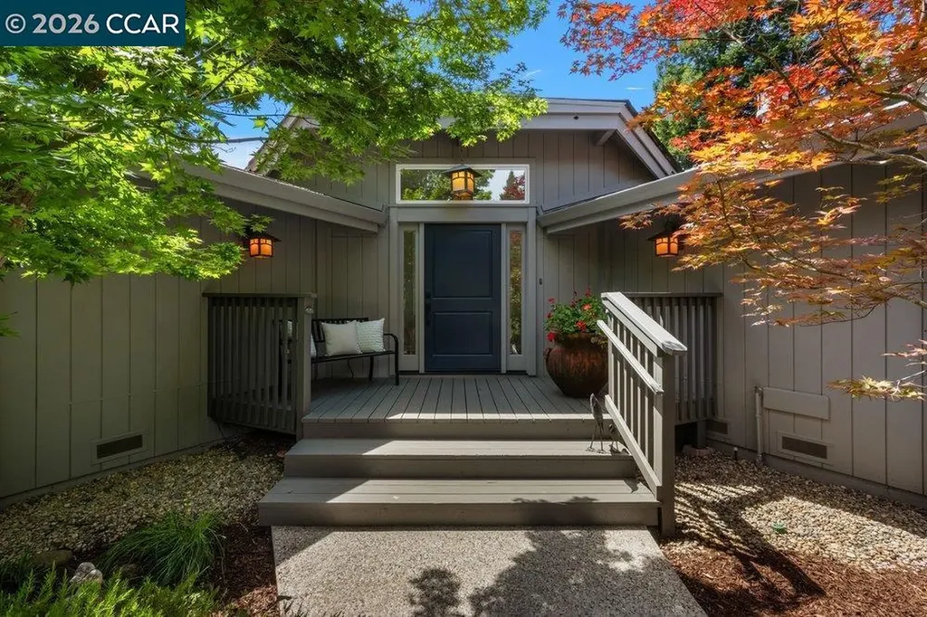 74 Bates Boulevard Orinda CA 94563