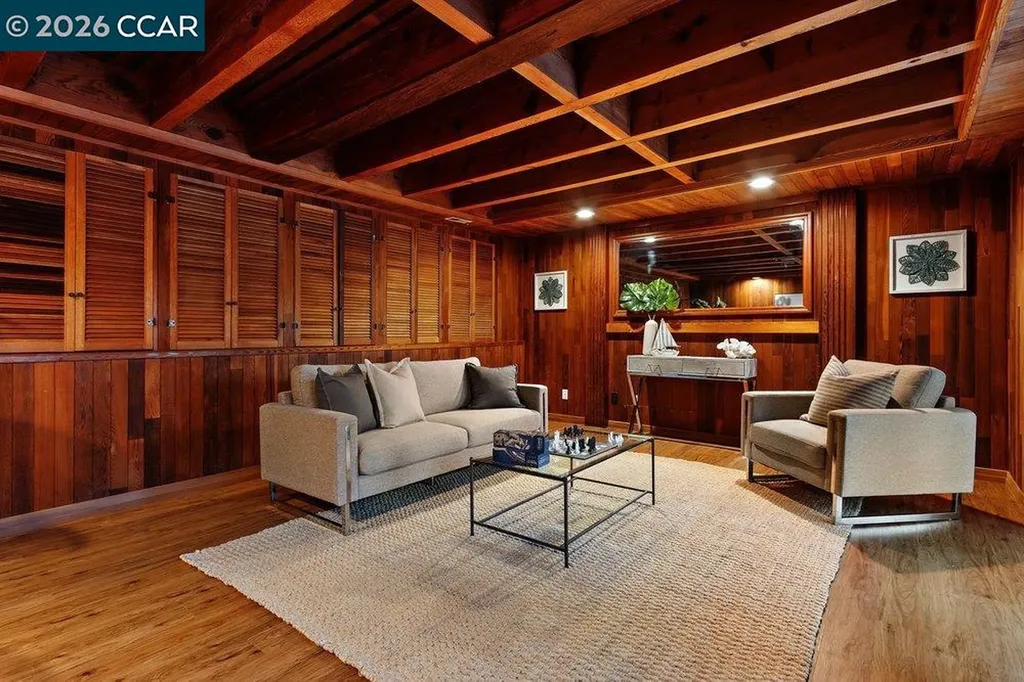 74 Bates Boulevard Orinda CA 94563