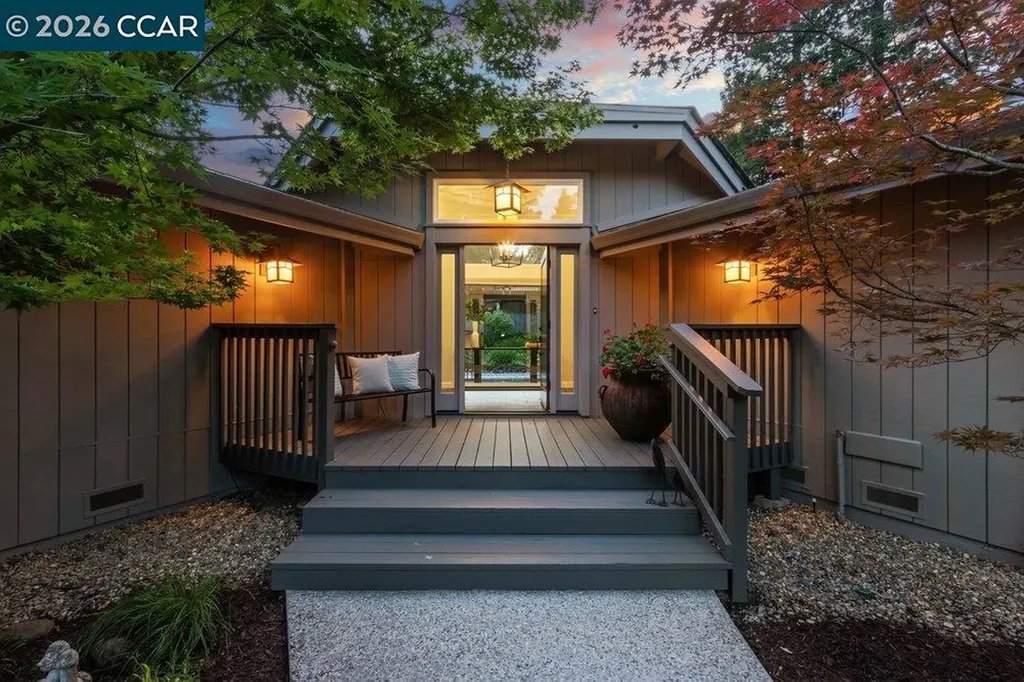 74 Bates Boulevard Orinda CA 94563