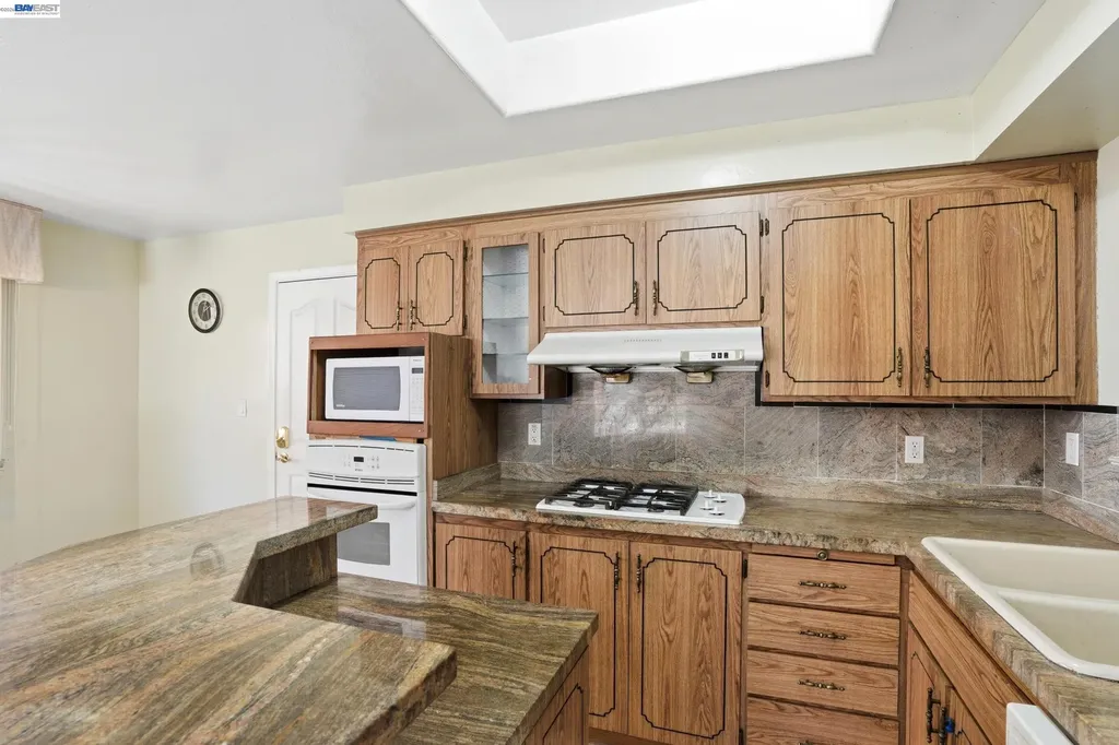 35950 Wellington Place Fremont CA 94536