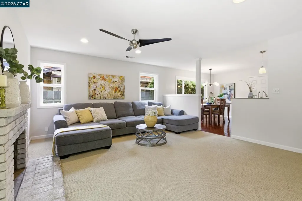 1881 Emerald Street Concord CA 94518
