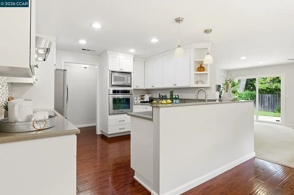 1881 Emerald Street Concord CA 94518