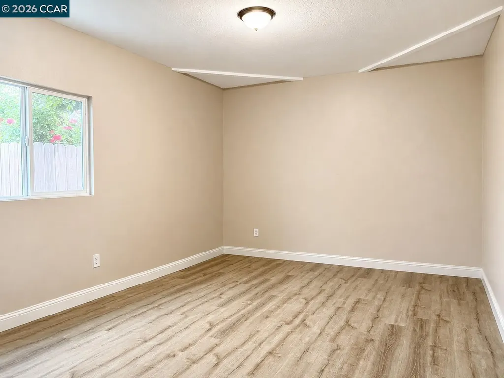 1531 Bayo Vista Avenue San Pablo CA 94806