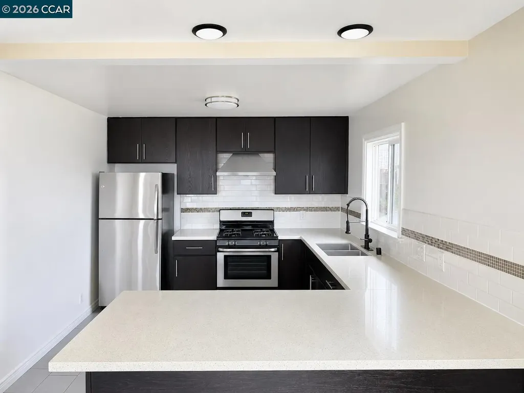 1531 Bayo Vista Avenue San Pablo CA 94806