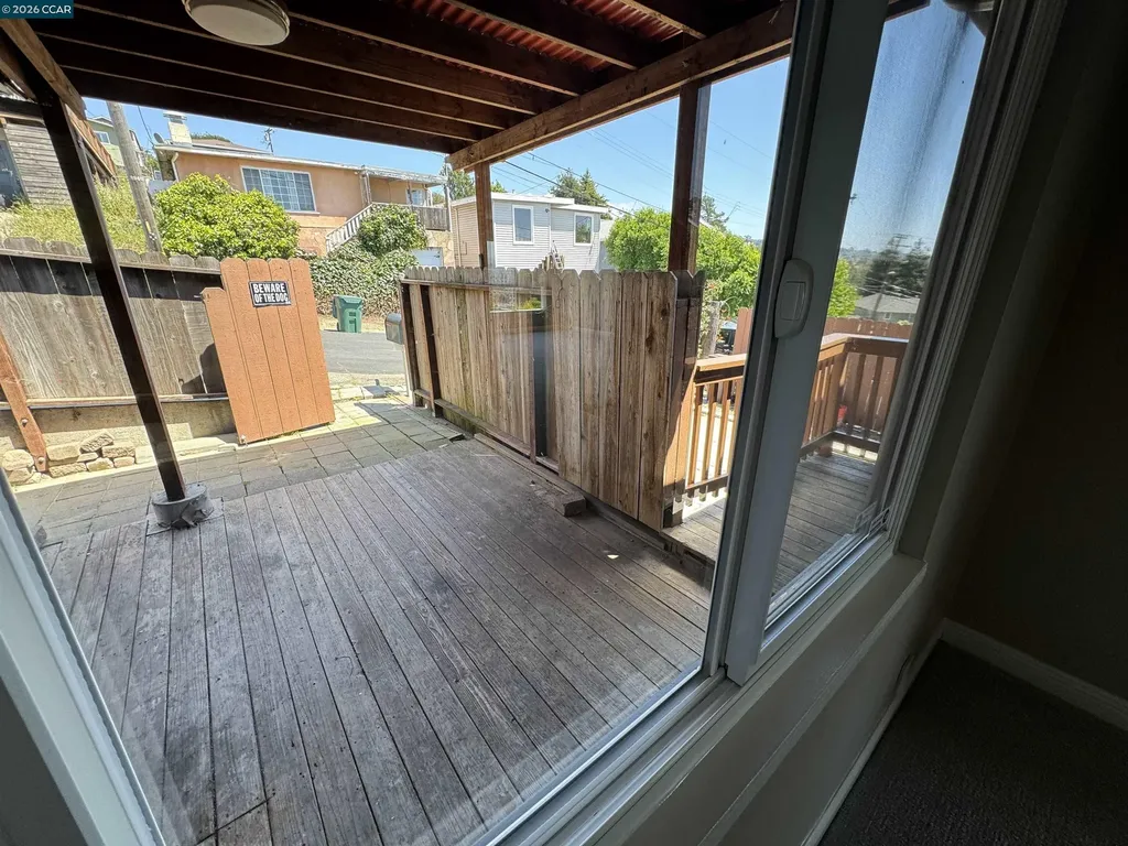 1531 Bayo Vista Avenue San Pablo CA 94806