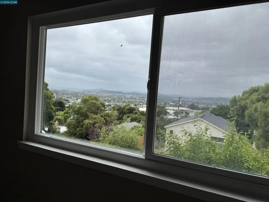 1531 Bayo Vista Avenue San Pablo CA 94806