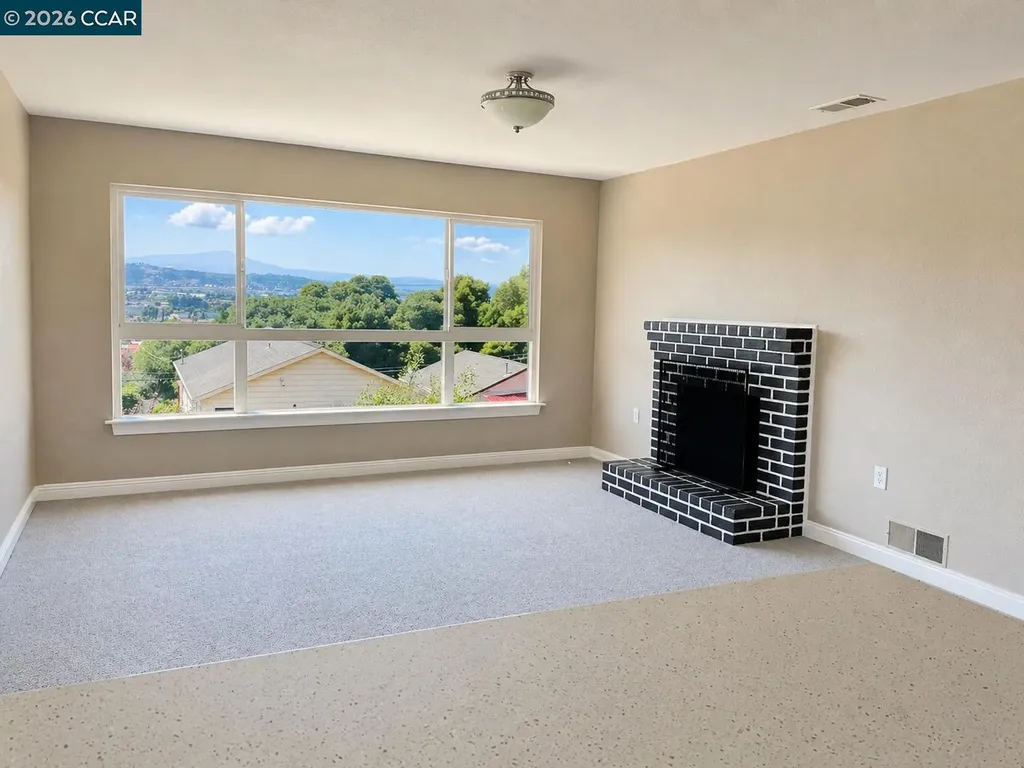 1531 Bayo Vista Avenue San Pablo CA 94806