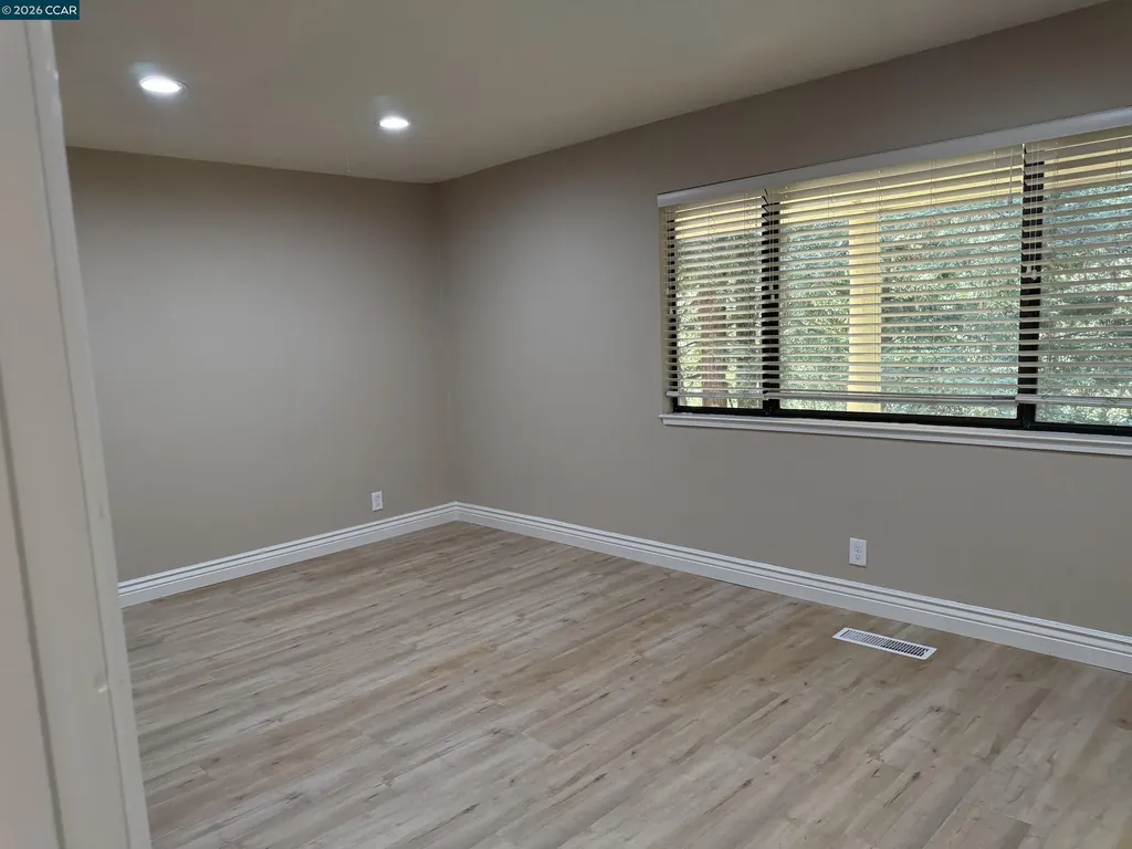671 Ironbark Circle Orinda CA 94563
