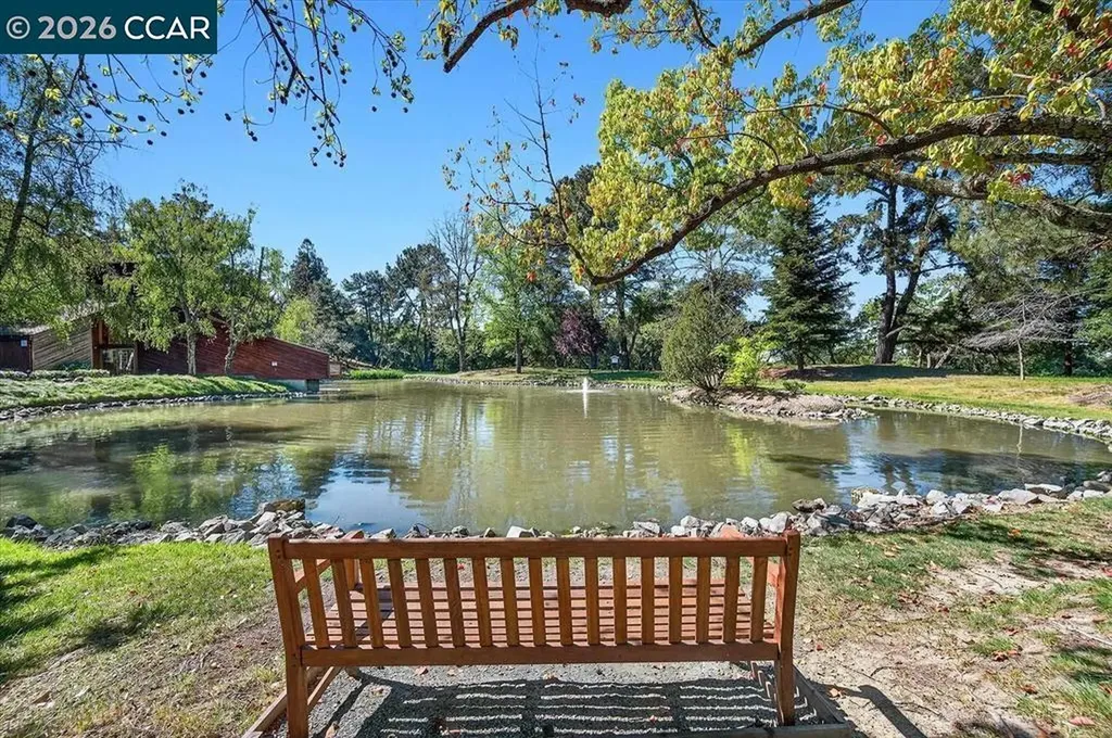671 Ironbark Circle Orinda CA 94563