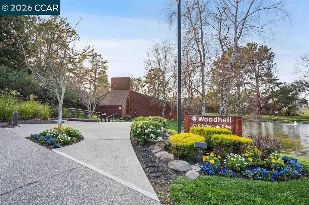 671 Ironbark Circle Orinda CA 94563