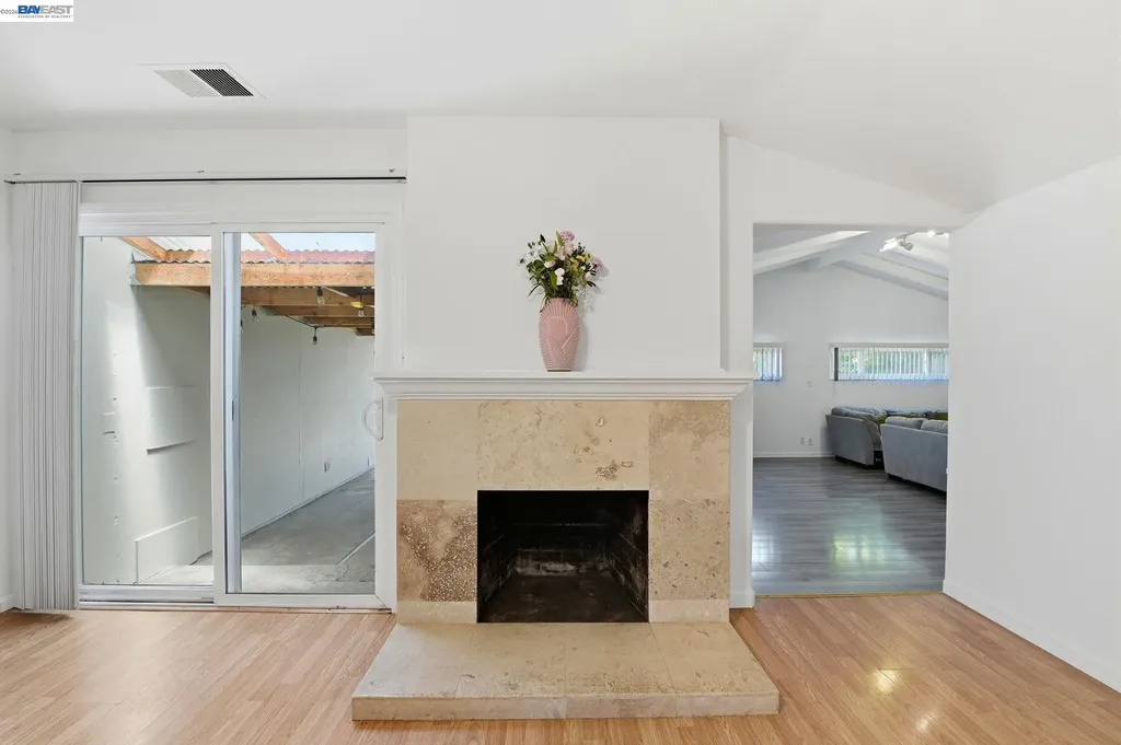 6714 Flanders Drive Newark CA 94560