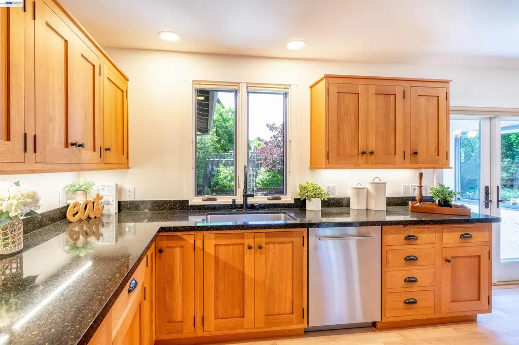 5812 Alderbrook Court Castro Valley CA 94552