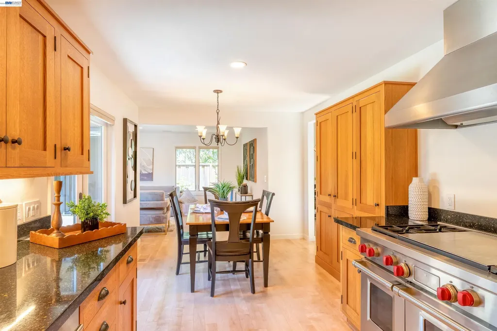 5812 Alderbrook Court Castro Valley CA 94552