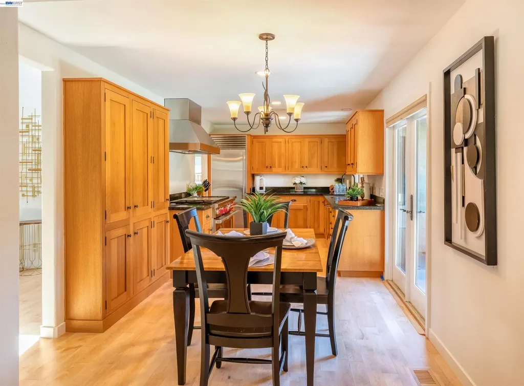 5812 Alderbrook Court Castro Valley CA 94552