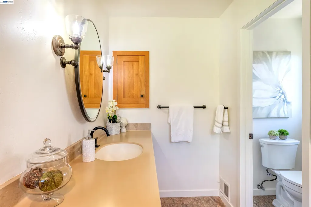 5812 Alderbrook Court Castro Valley CA 94552