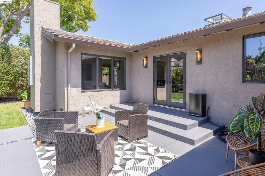 5812 Alderbrook Court Castro Valley CA 94552