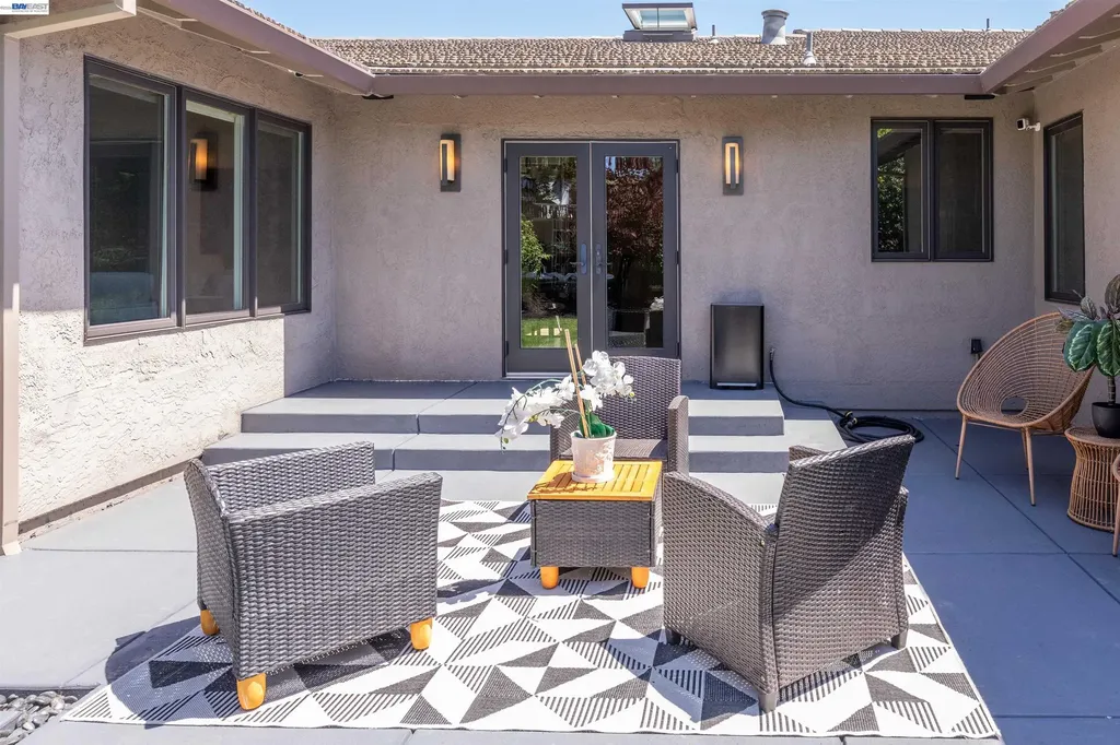 5812 Alderbrook Court Castro Valley CA 94552