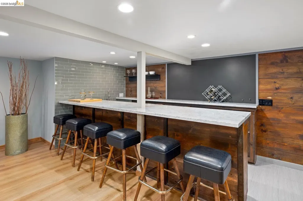 965 Ramona Way San Leandro CA 94577