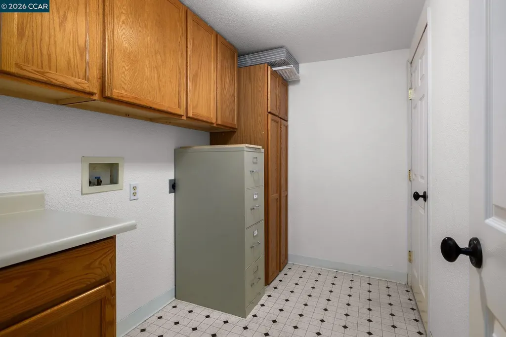 2050 Shell Ridge Trail Walnut Creek CA 94598