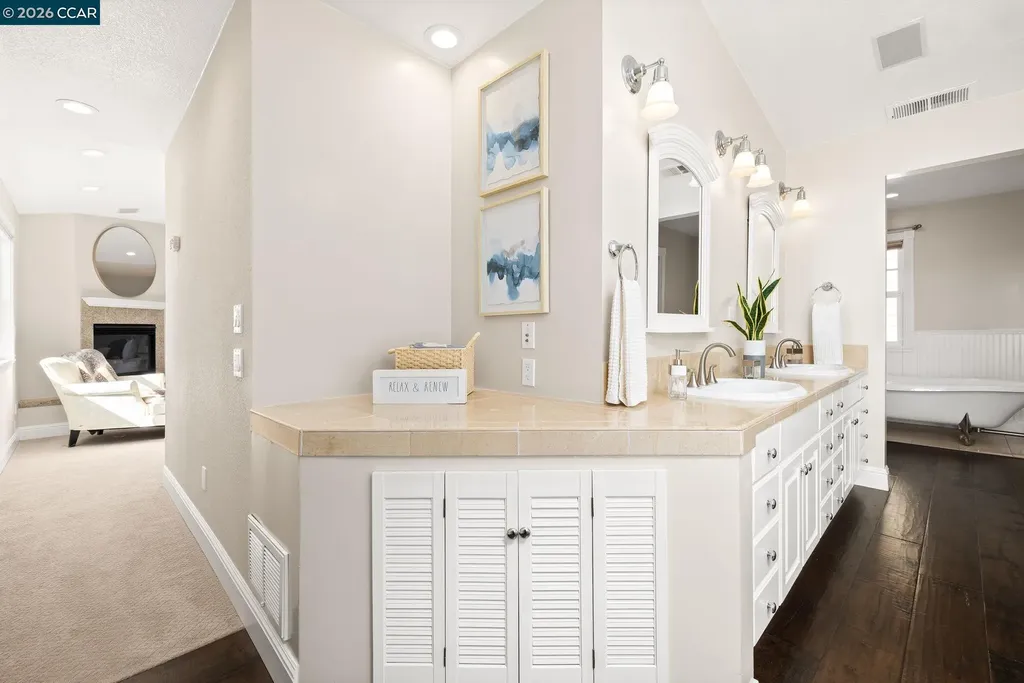 2050 Shell Ridge Trail Walnut Creek CA 94598