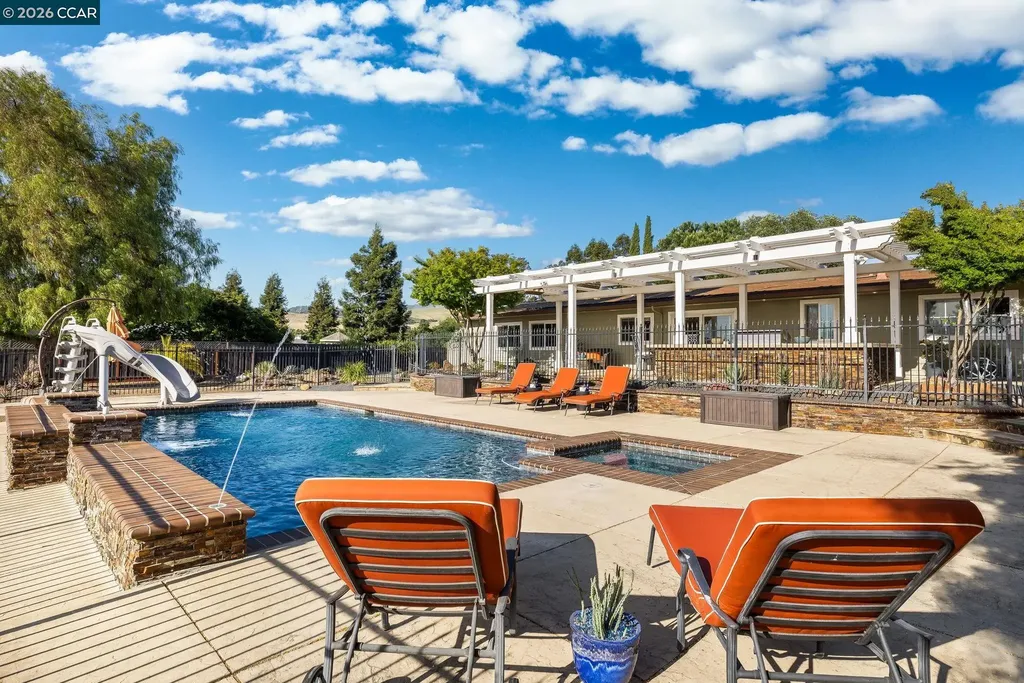 2050 Shell Ridge Trail Walnut Creek CA 94598