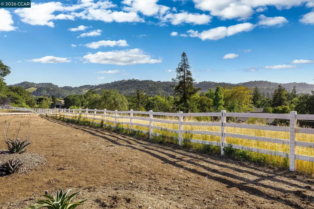 2050 Shell Ridge Trail Walnut Creek CA 94598