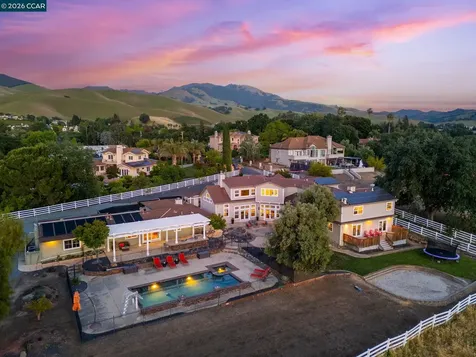 2050 Shell Ridge Trail Walnut Creek CA 94598