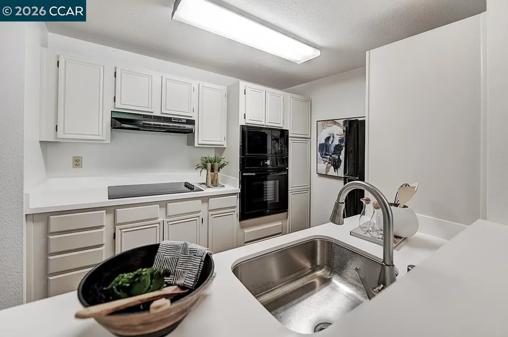 1860 Tice Creek Drive Walnut Creek CA 94595