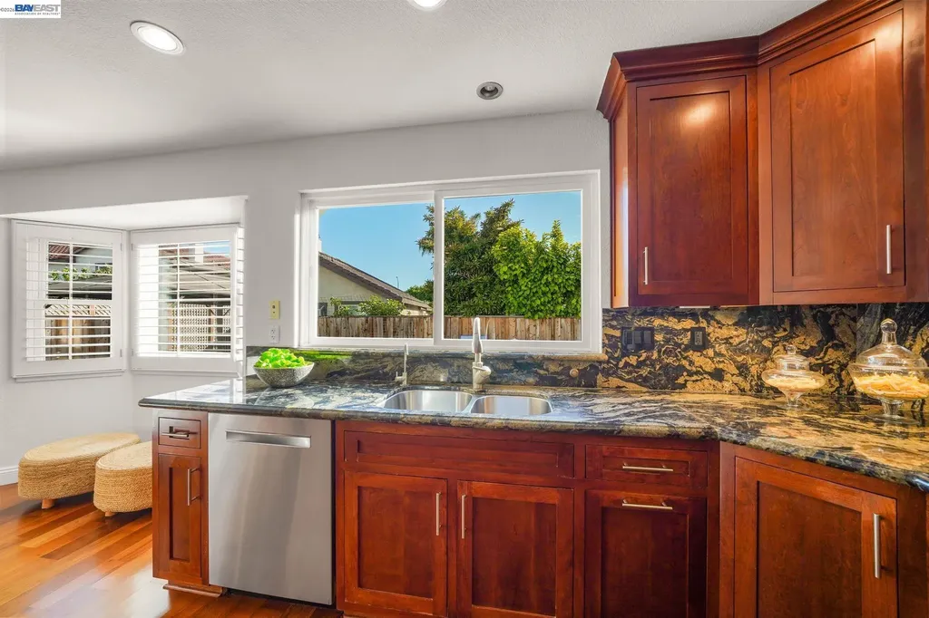 35621 Beeching Lane Fremont CA 94536