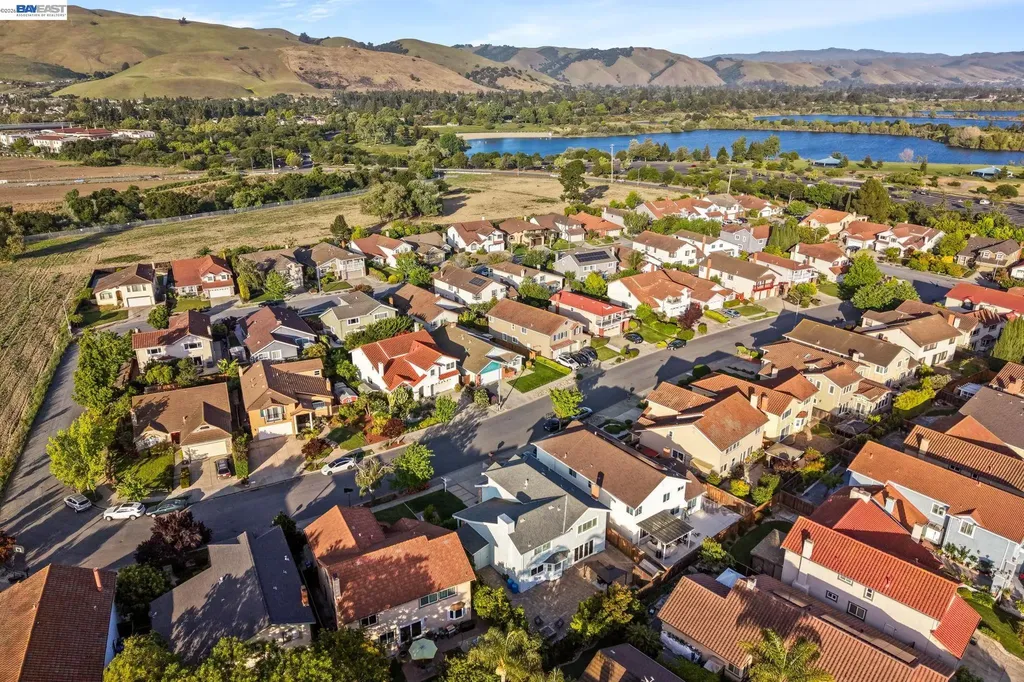 35621 Beeching Lane Fremont CA 94536