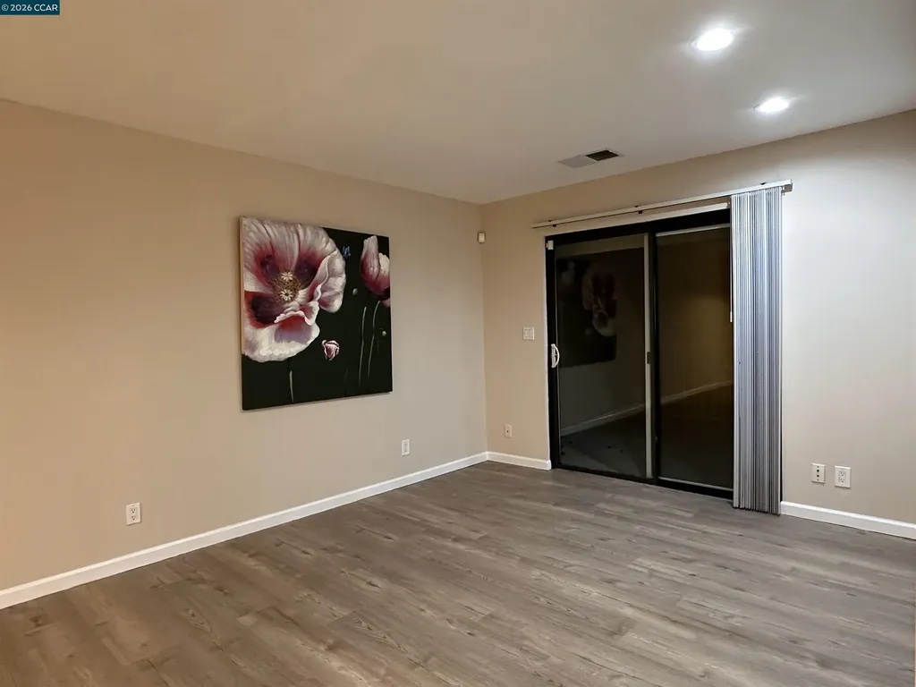 2827 Monument Boulevard Concord CA 94520