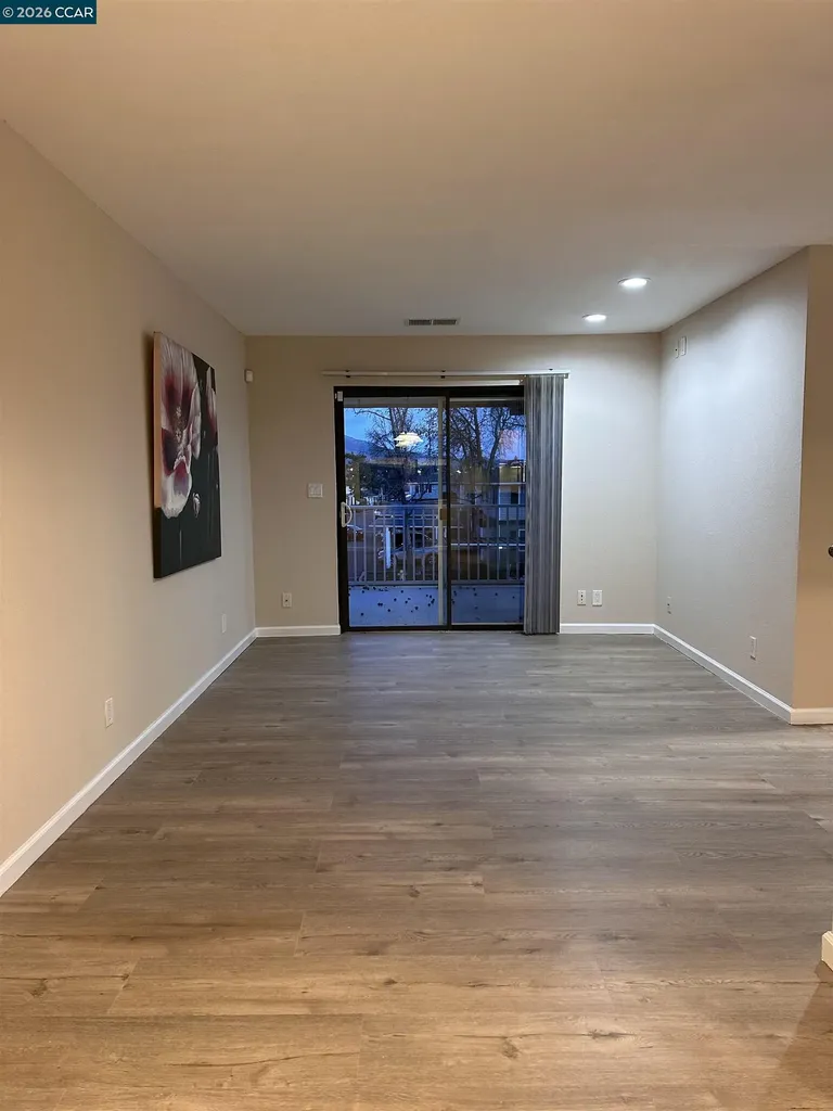 2827 Monument Boulevard Concord CA 94520