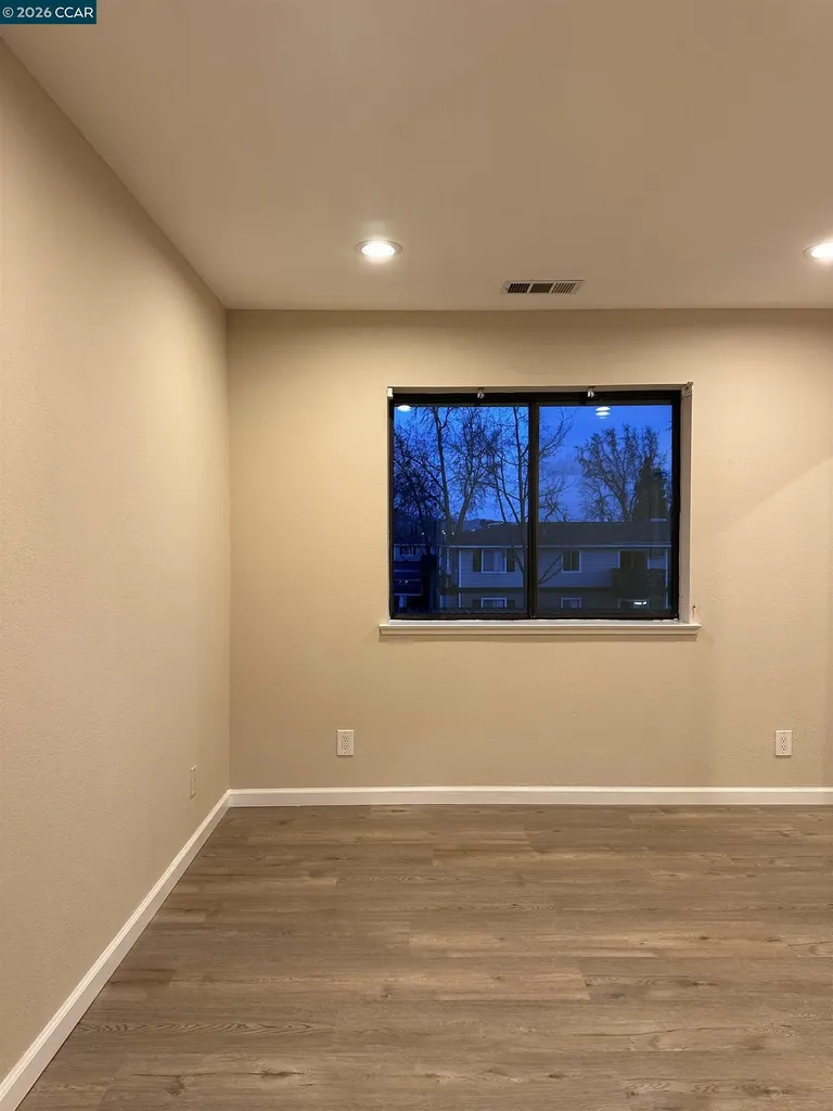 2827 Monument Boulevard Concord CA 94520