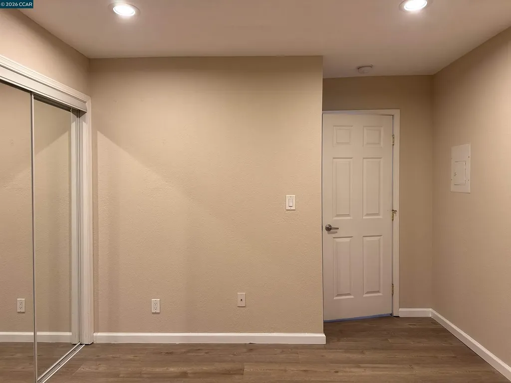2827 Monument Boulevard Concord CA 94520