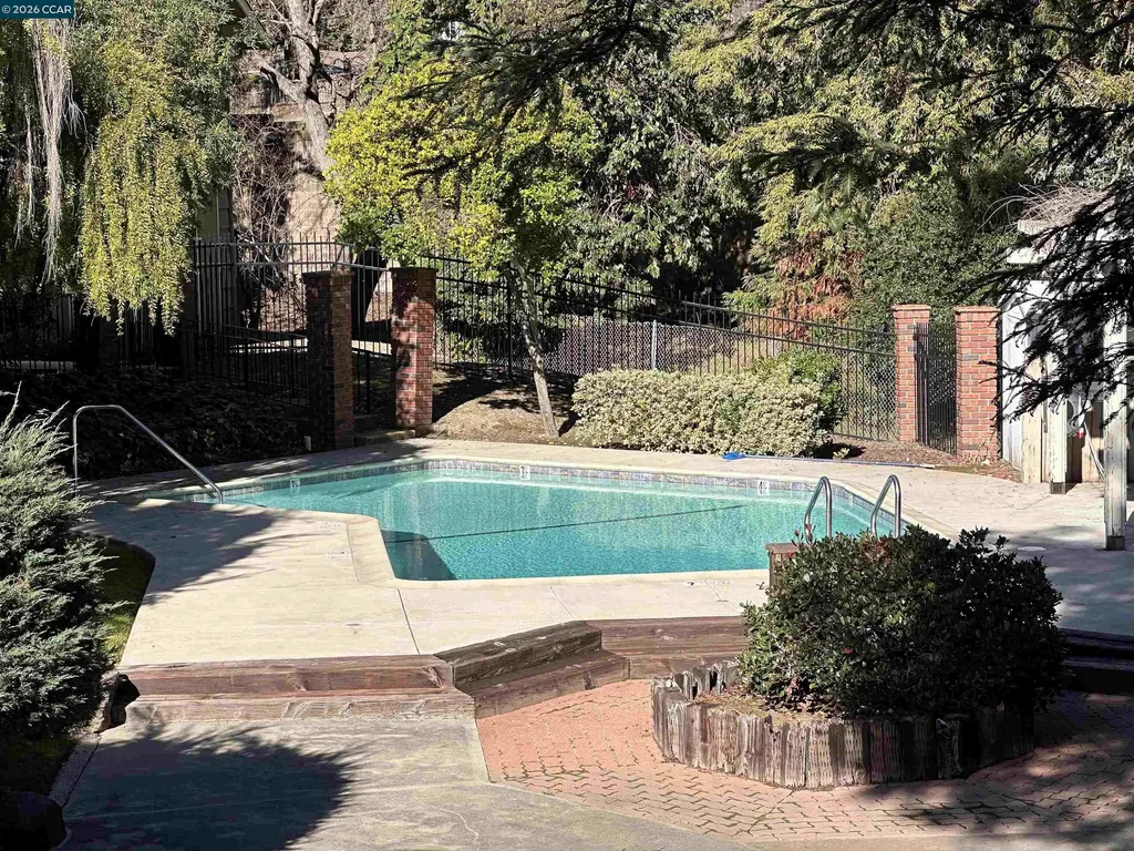 394 Ilo Lane Danville CA 94526