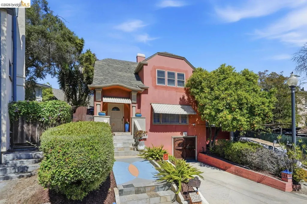 1134 Chatham Road Oakland CA 94610