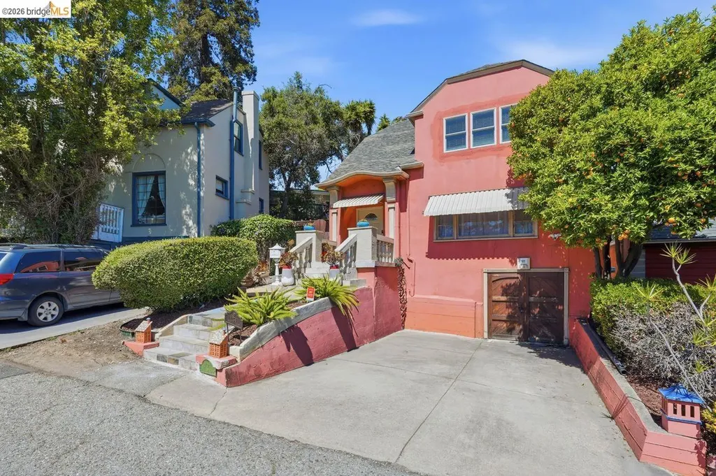 1134 Chatham Road Oakland CA 94610