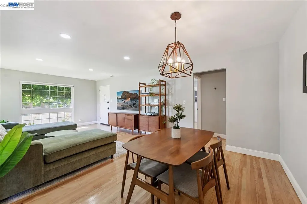 168 Albatross Avenue Livermore CA 94550