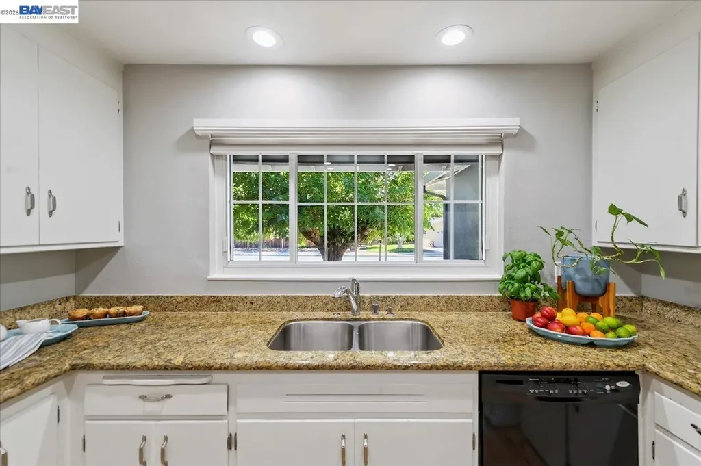 168 Albatross Avenue Livermore CA 94550