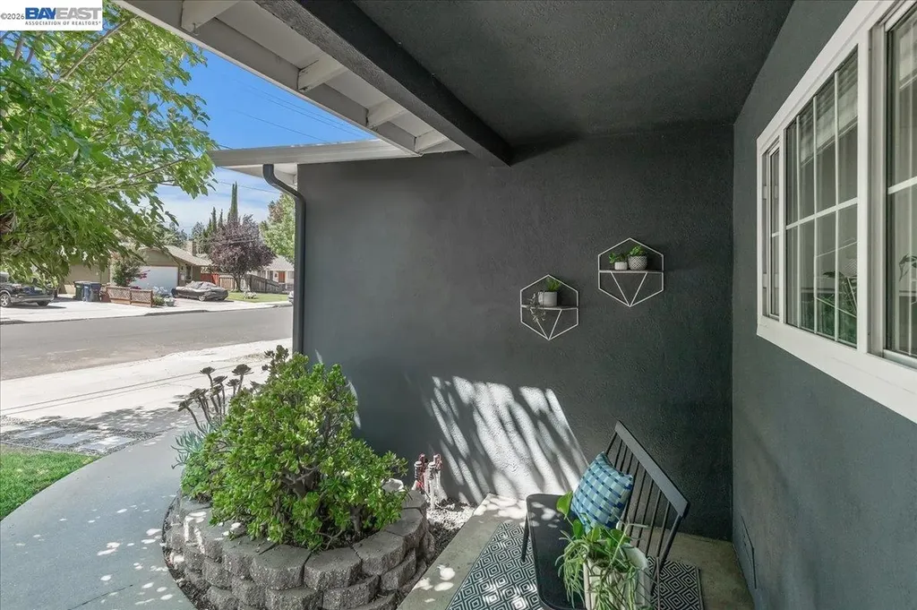 168 Albatross Avenue Livermore CA 94550