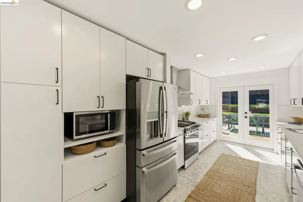 3800 Harrison Street Oakland CA 94611