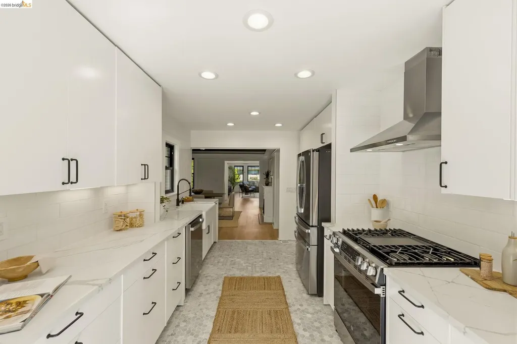 3800 Harrison Street Oakland CA 94611
