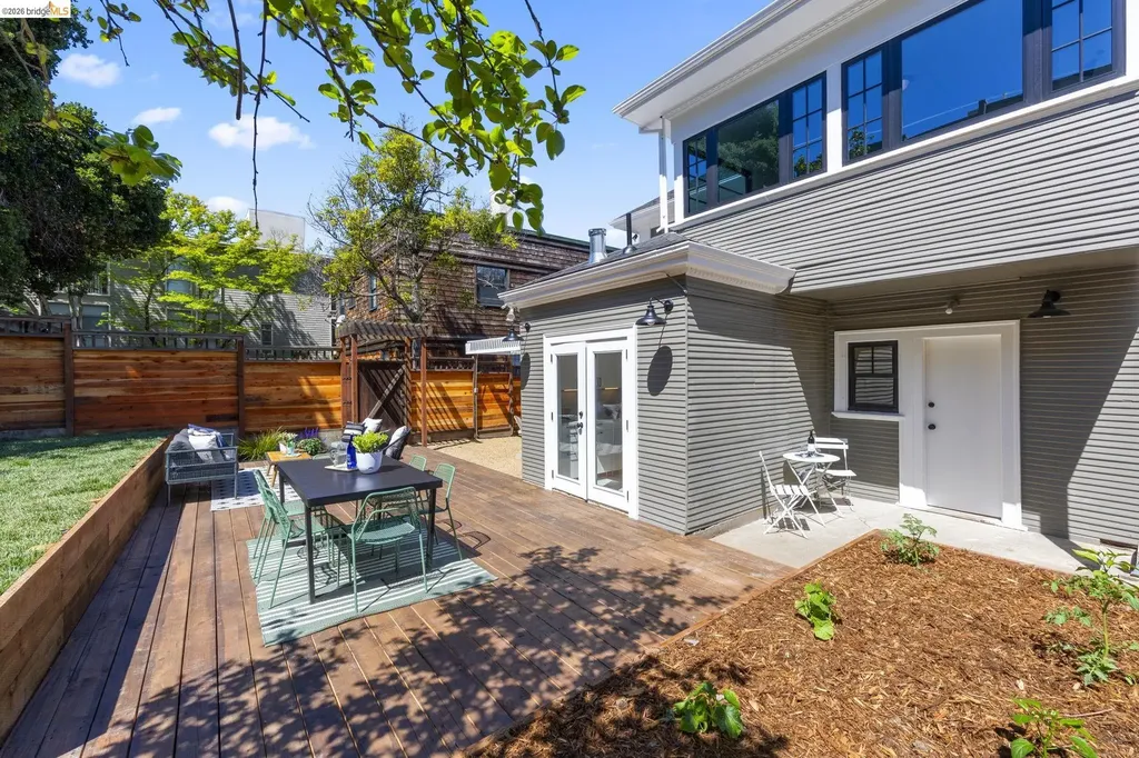 3800 Harrison Street Oakland CA 94611