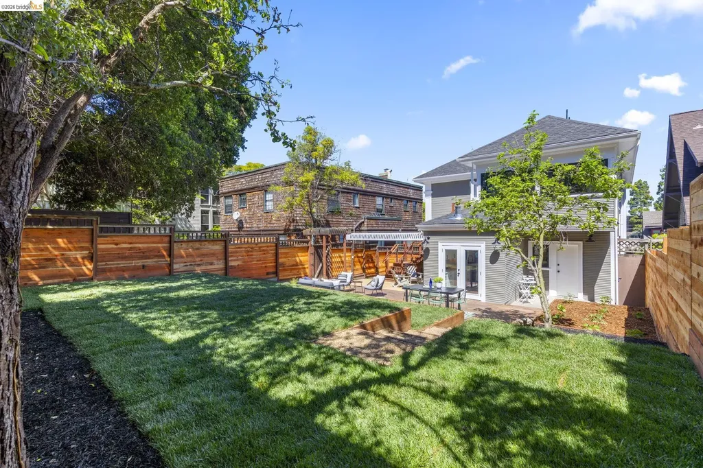 3800 Harrison Street Oakland CA 94611