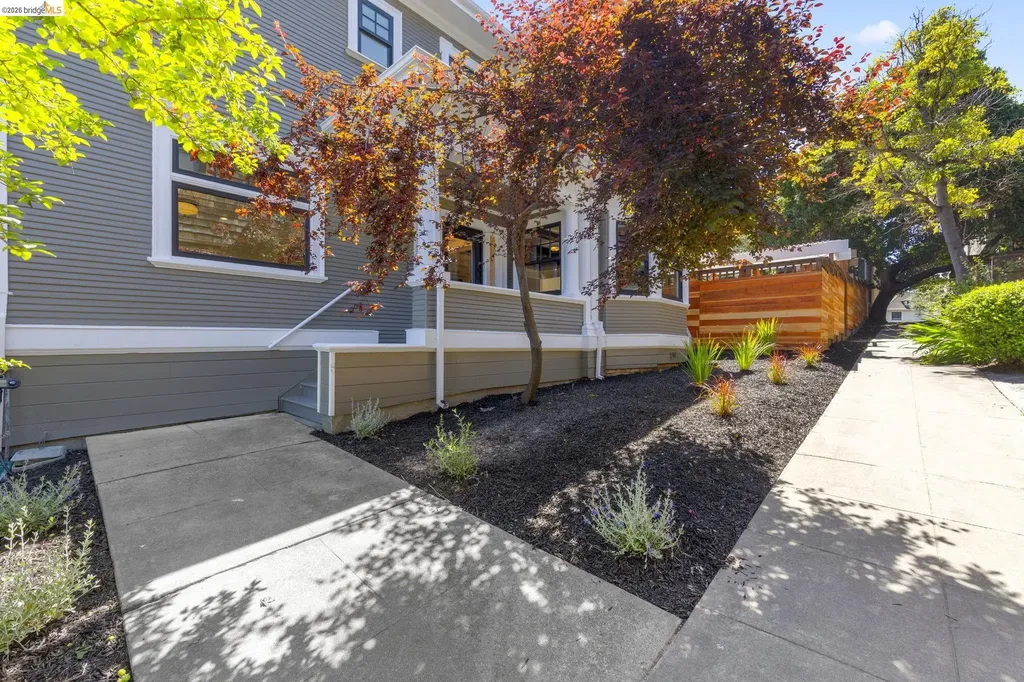 3800 Harrison Street Oakland CA 94611