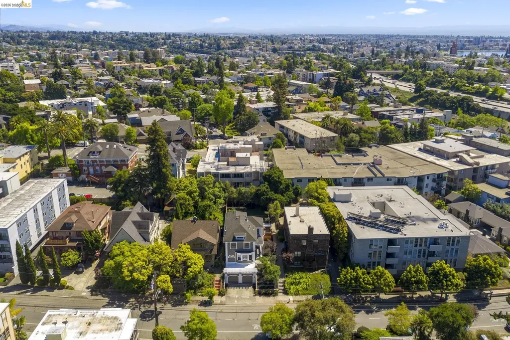 3800 Harrison Street Oakland CA 94611