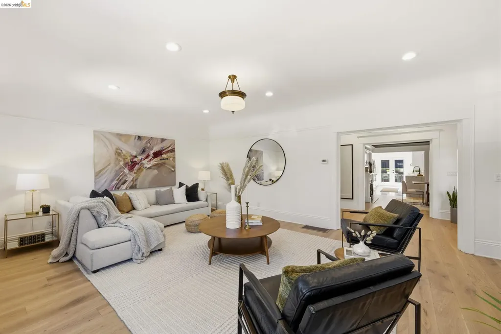 3800 Harrison Street Oakland CA 94611
