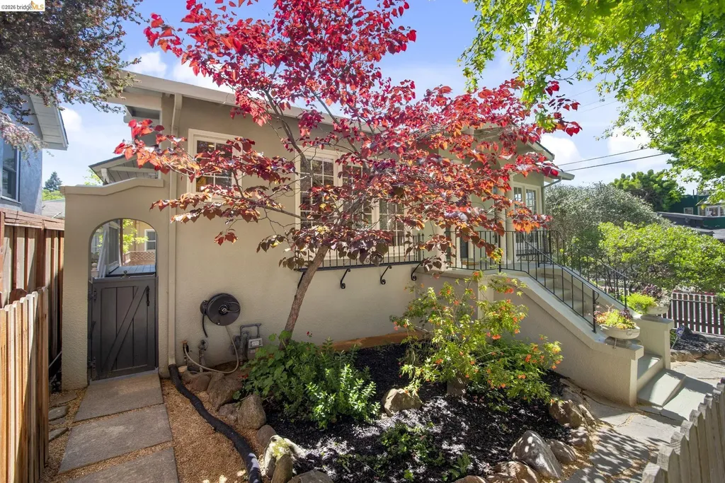 1655 38th Street Oakland CA 94602