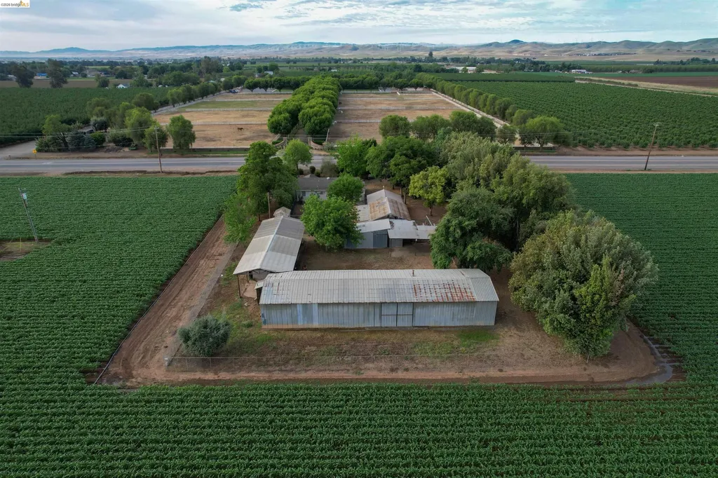 25685 Marsh Creek Road Brentwood CA 94513