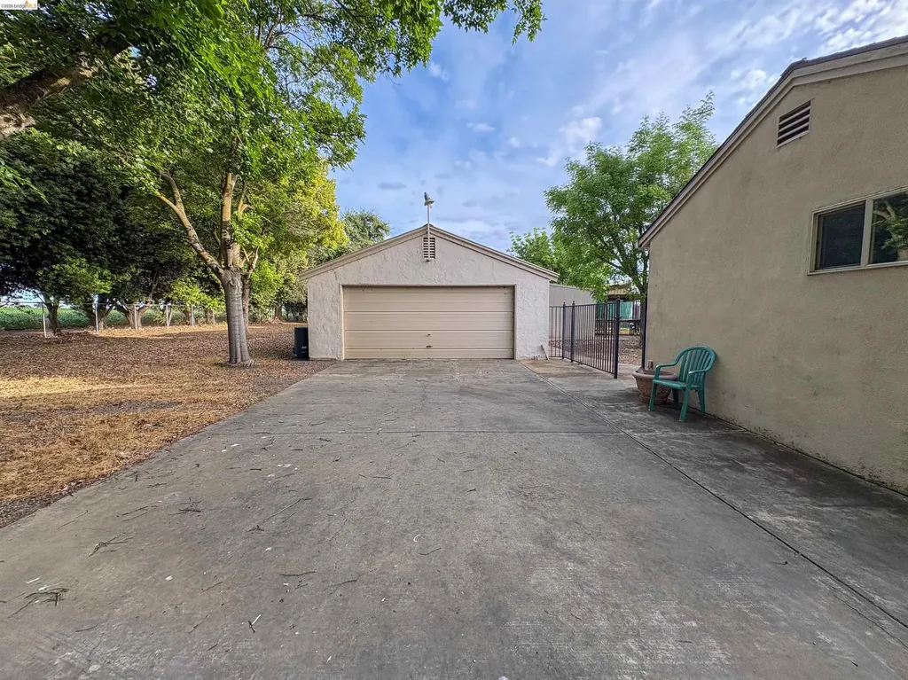 25685 Marsh Creek Road Brentwood CA 94513